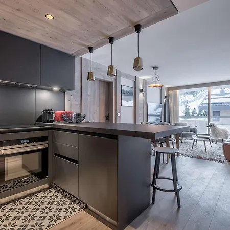 Au Centre De 1550, 6/7 Pers, Wi-fi, Parking, Acces - Fr-1-631-198